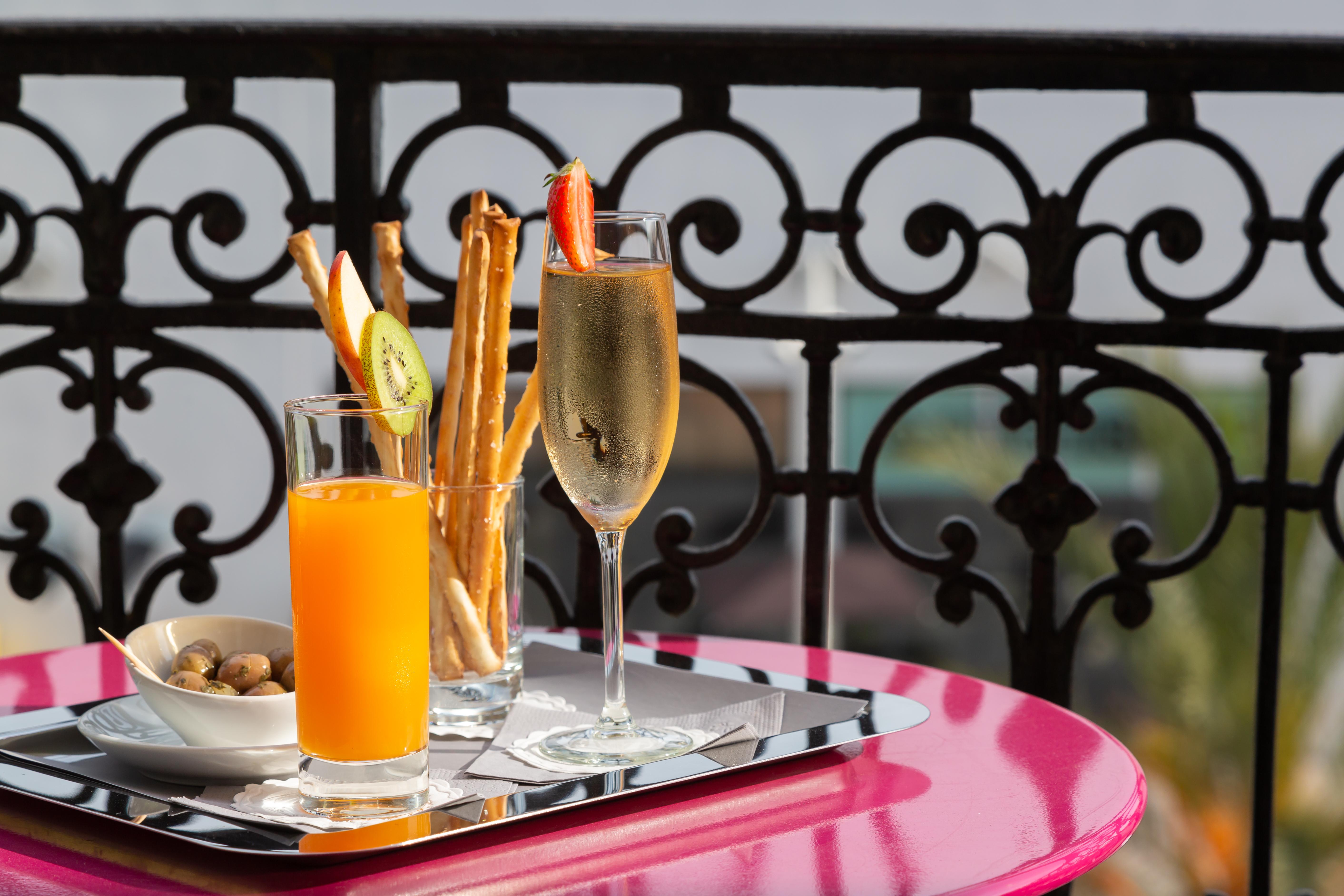 Hotel Colette Cannes Centre Bagian luar foto